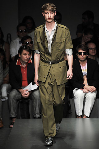 Gianfranco Ferre / - 2010